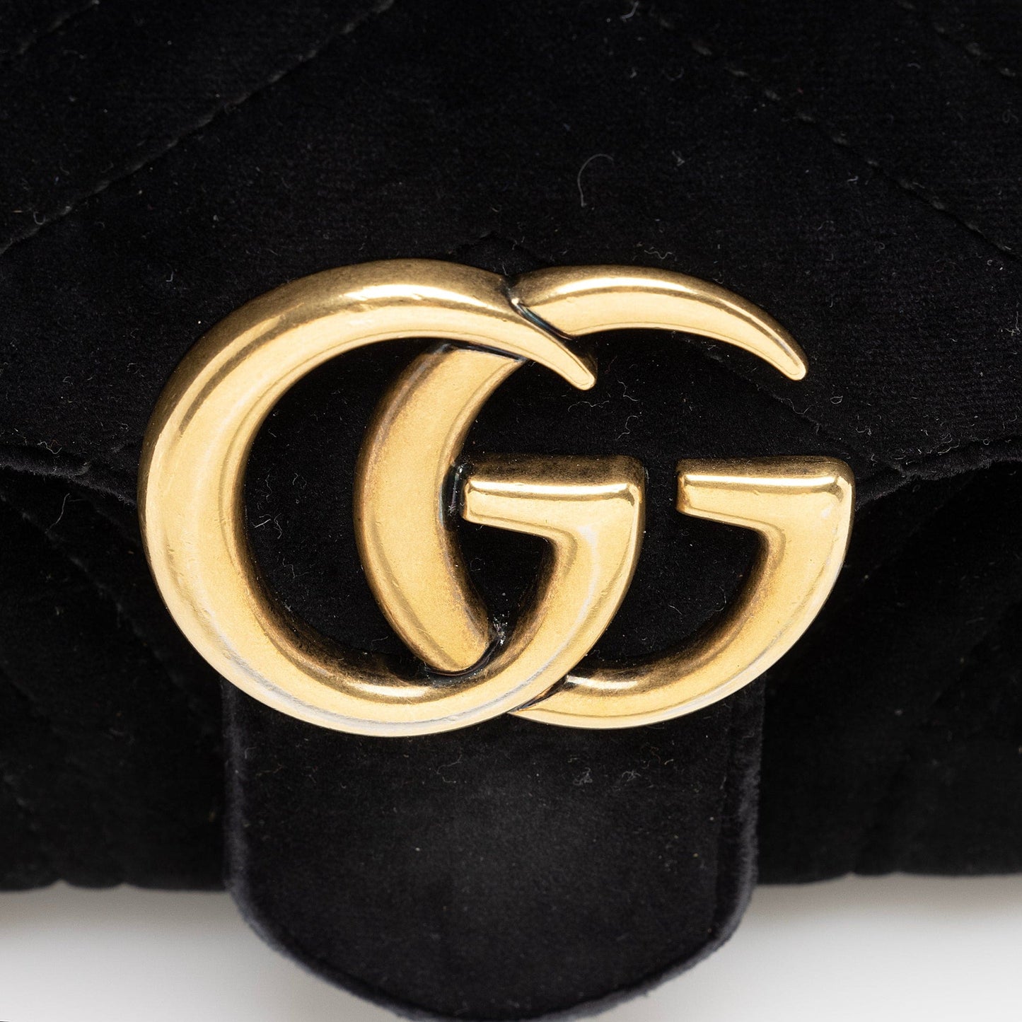 GUCCI Matelasse Velvet GG Marmont Mini Shoulder Bag (SHF-22601)