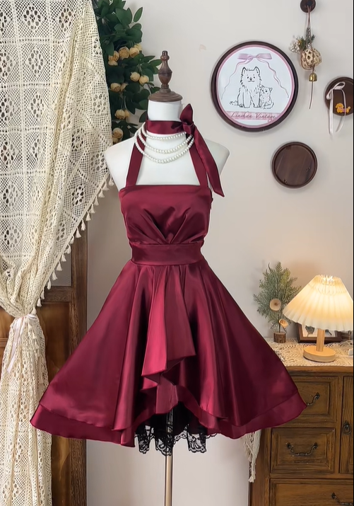 Charming A Line Halter Lace Burgundy Satin Short Homecoming Dress Cocktail Dress SH3004
