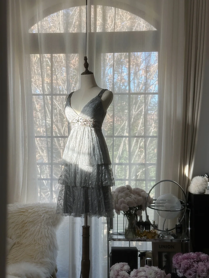 Elegant V Neck Lace Beaded Layered Mini Birthday Outfits Gray A Line Short Homecoming Dress S727