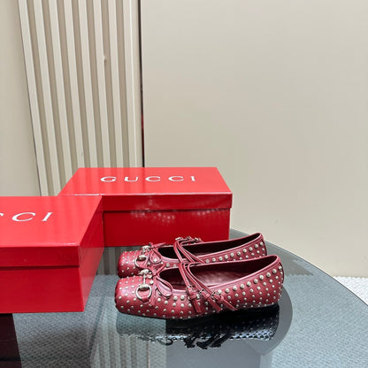 GUCCI WOMEN’S HORSEBIT BALLET FLAT ALLOVER STUDS RED 821218 AAEEV 6249
