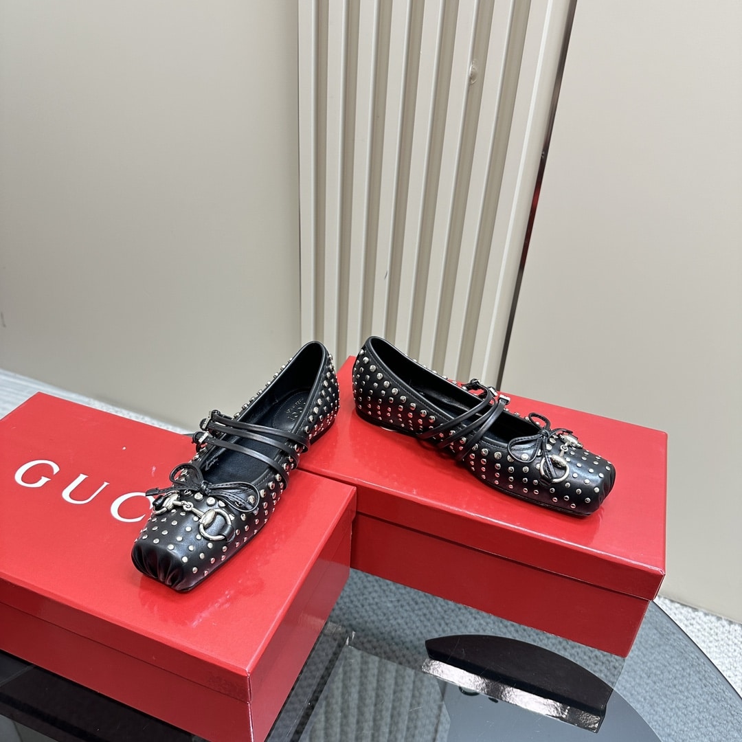 GUCCI WOMEN’S HORSEBIT BALLET FLAT ALLOVER STUDS BLACK 814317 AAEEV 1050