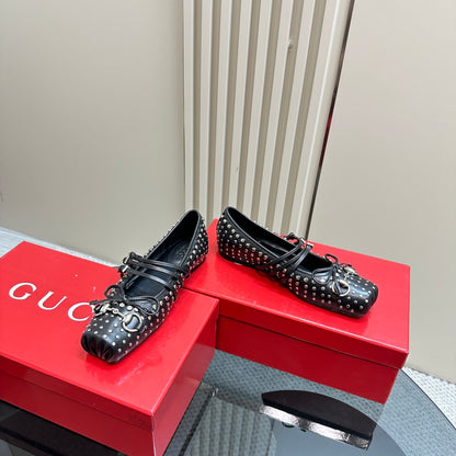 GUCCI WOMEN’S HORSEBIT BALLET FLAT ALLOVER STUDS BLACK 814317 AAEEV 1050