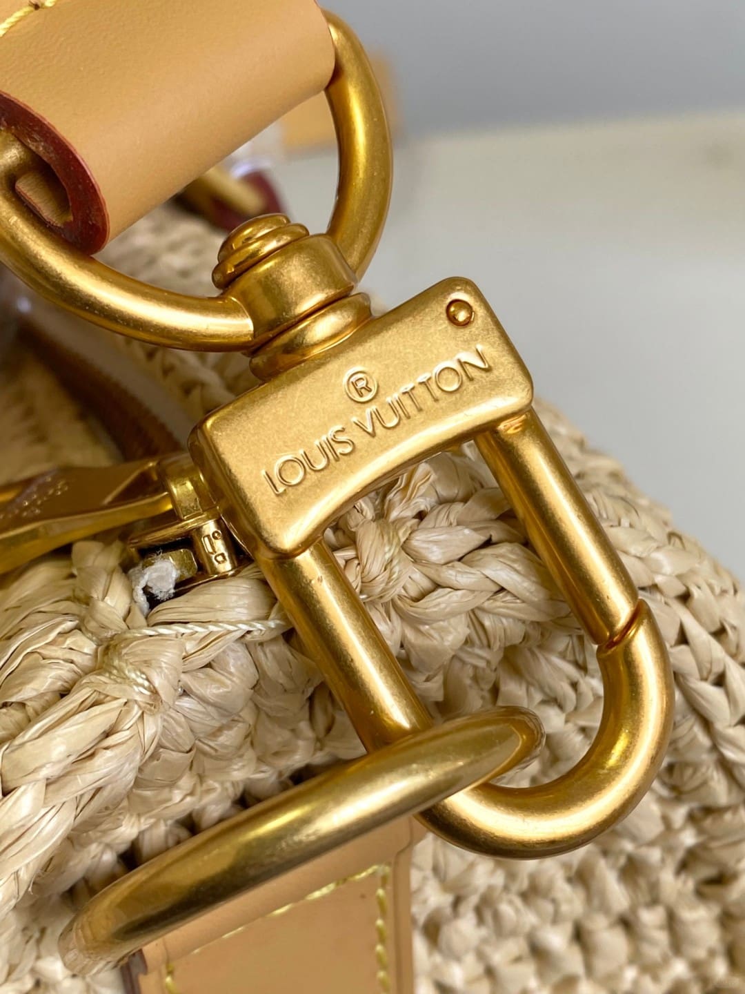 Louis Vuitton M25010 Keepall Bandoulière 25