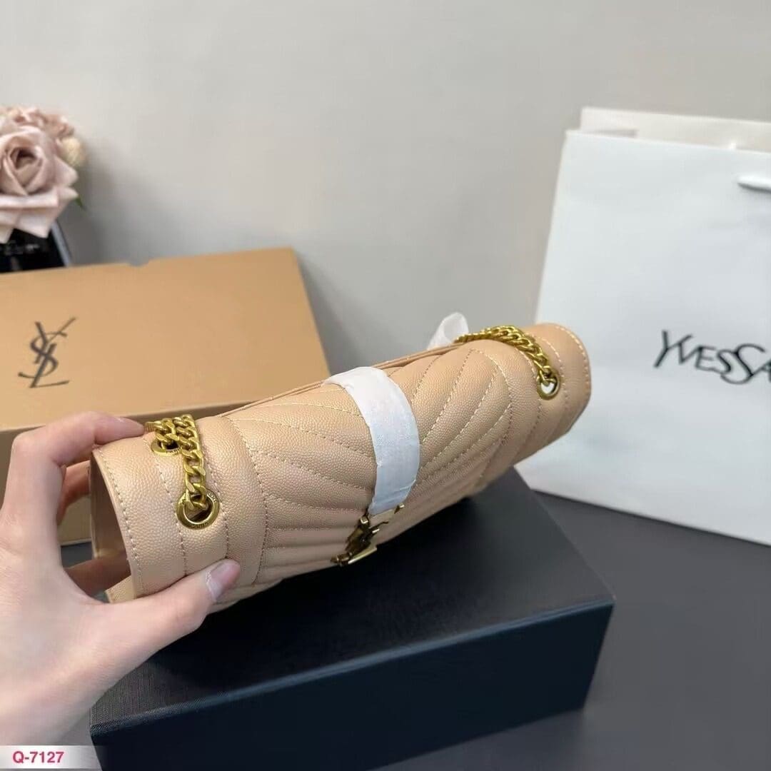 Saint Laurent ENVELOPE MEDIUM IN QUILTED GRAIN DE POUDRE EMBOSSED LEATHER