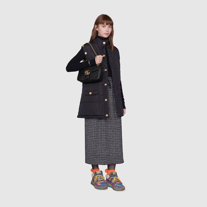 GUCCI MARMONT SMALL MATELASSÉ SHOULDER BAG