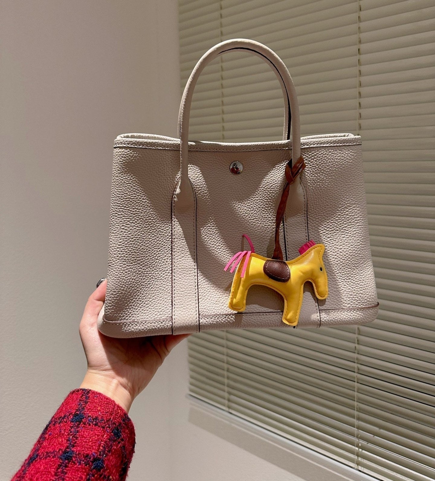 H GARDEN PARTY TOGO WHITE 31CM