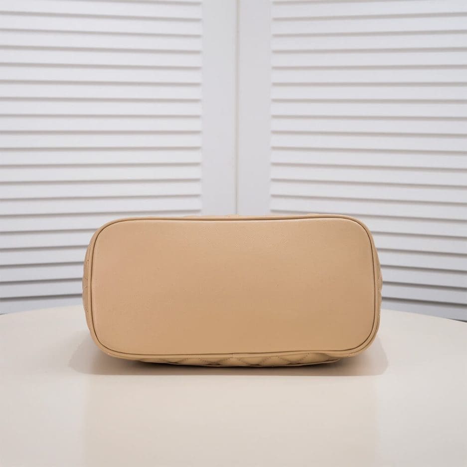 CHANEL Medallion tote bag