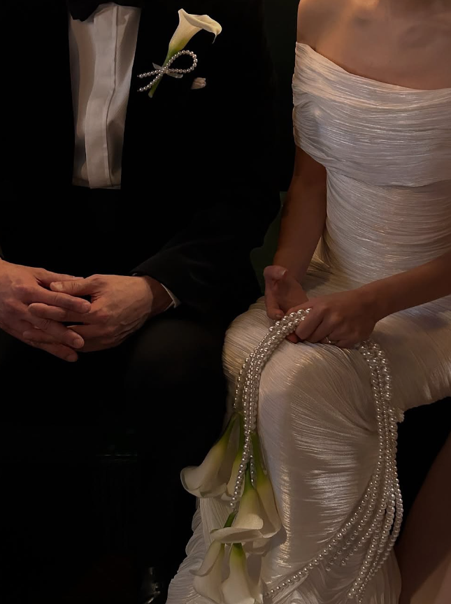 Elegant Sheath Off the Shoulder White Satin Long Prom Dress Wedding Dress SH2469