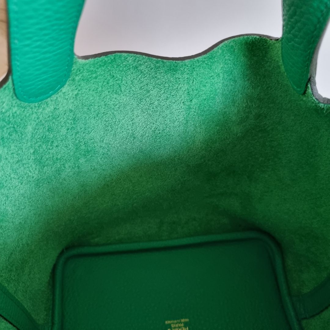 Hermès Picotin 18 Menthe Clemence GHW