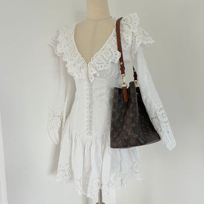 Louis Vuitton's Noé Noé  MM caramel bucket bag