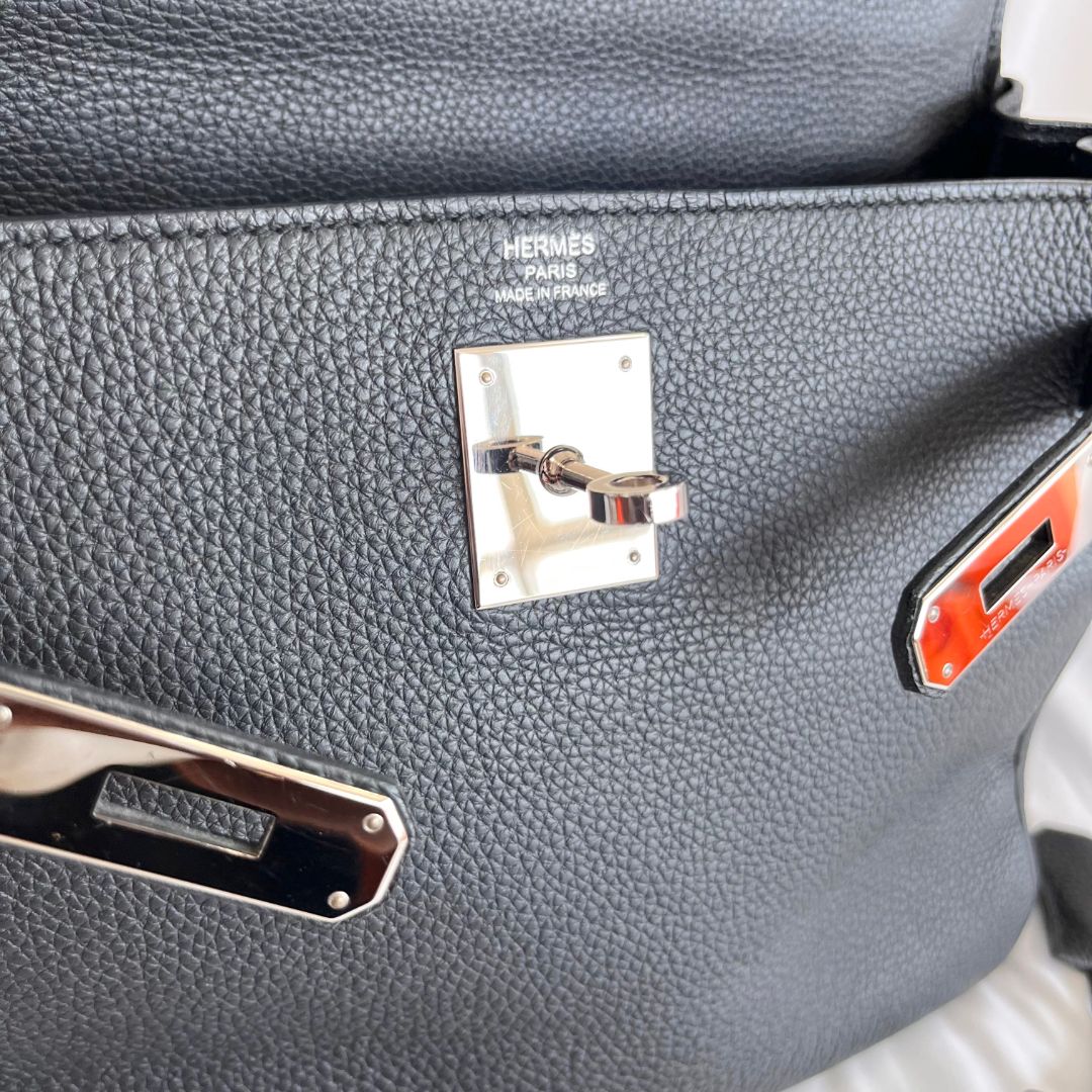Hermès Kelly 28 Togo Black Leather Bag