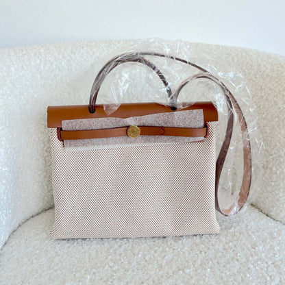 Hermès Herbag Zip 31 Bag In Retourne Viking Canvas With Gold Hardware Ecru-Beige-Fauve