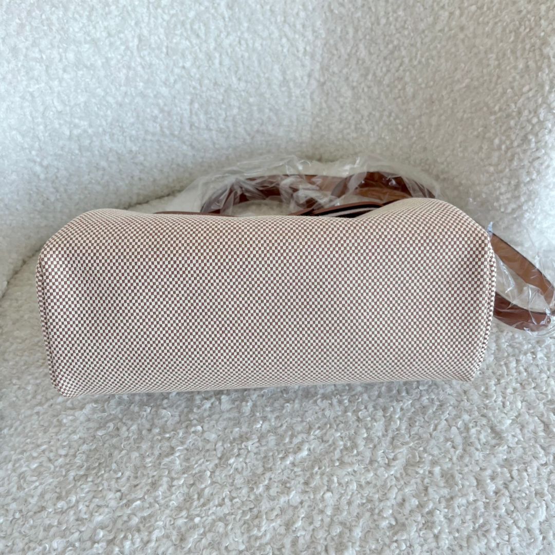 Hermès Herbag Zip 31 Bag In Retourne Viking Canvas With Gold Hardware Ecru-Beige-Fauve