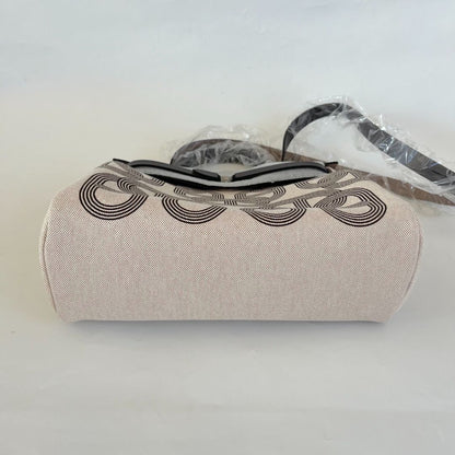 Hermès  Ebene Vache Hunter Chaine D'Ancre Herbag 31 PM Bag