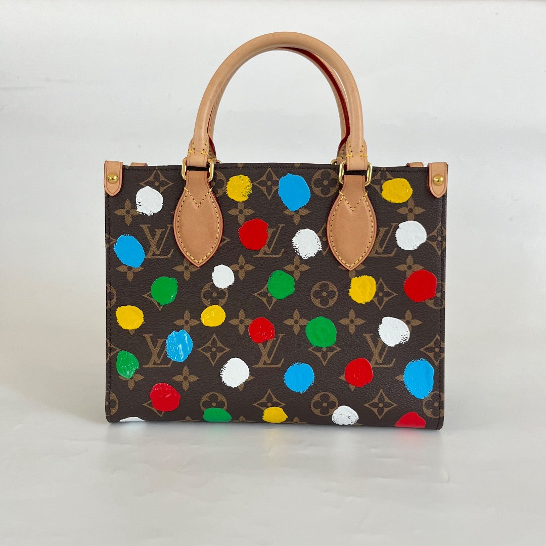 LOUIS VUITTON X YAYOI KUSAMA  OnTheGo PM Bag