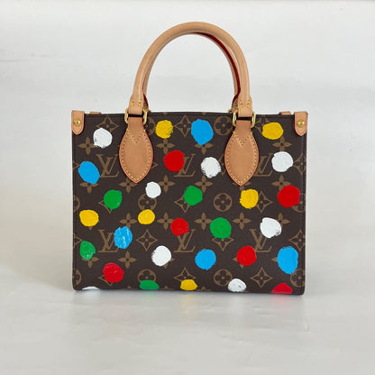 LOUIS VUITTON X YAYOI KUSAMA  OnTheGo PM Bag