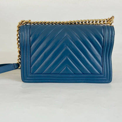 Chanel blue chevron quilted new medium le boy bag