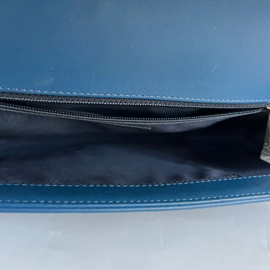 Chanel blue chevron quilted new medium le boy bag