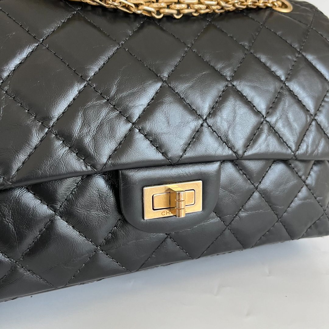 Chanel Black Quilted Aged Leather Reissue 2.55 Classic flap Bag