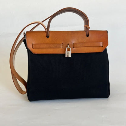 Hermès Natural Vache Hunter and Black Toile Herbag Zip 31 Palladium Hardware