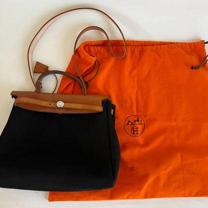Hermès Natural Vache Hunter and Black Toile Herbag Zip 31 Palladium Hardware