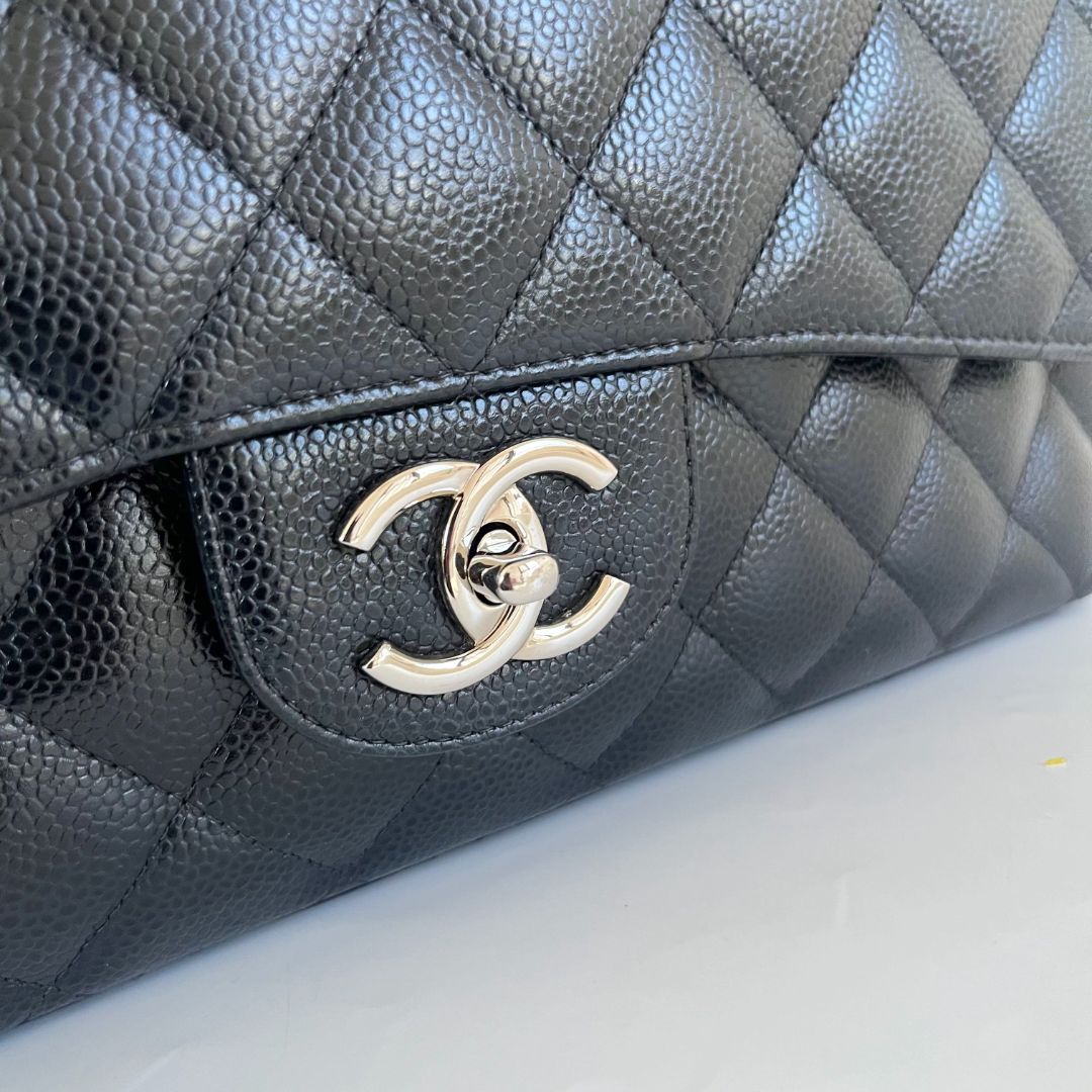 Chanel Black Maxi Classic Caviar Double Flap