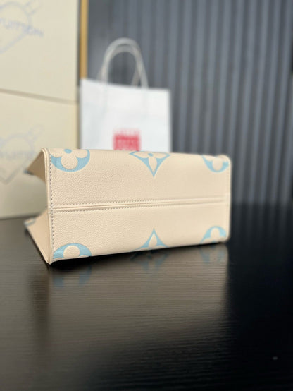 Louis Vuitton OnTheGo PM M46833