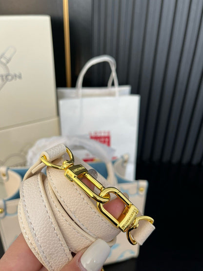 Louis Vuitton OnTheGo PM M46833