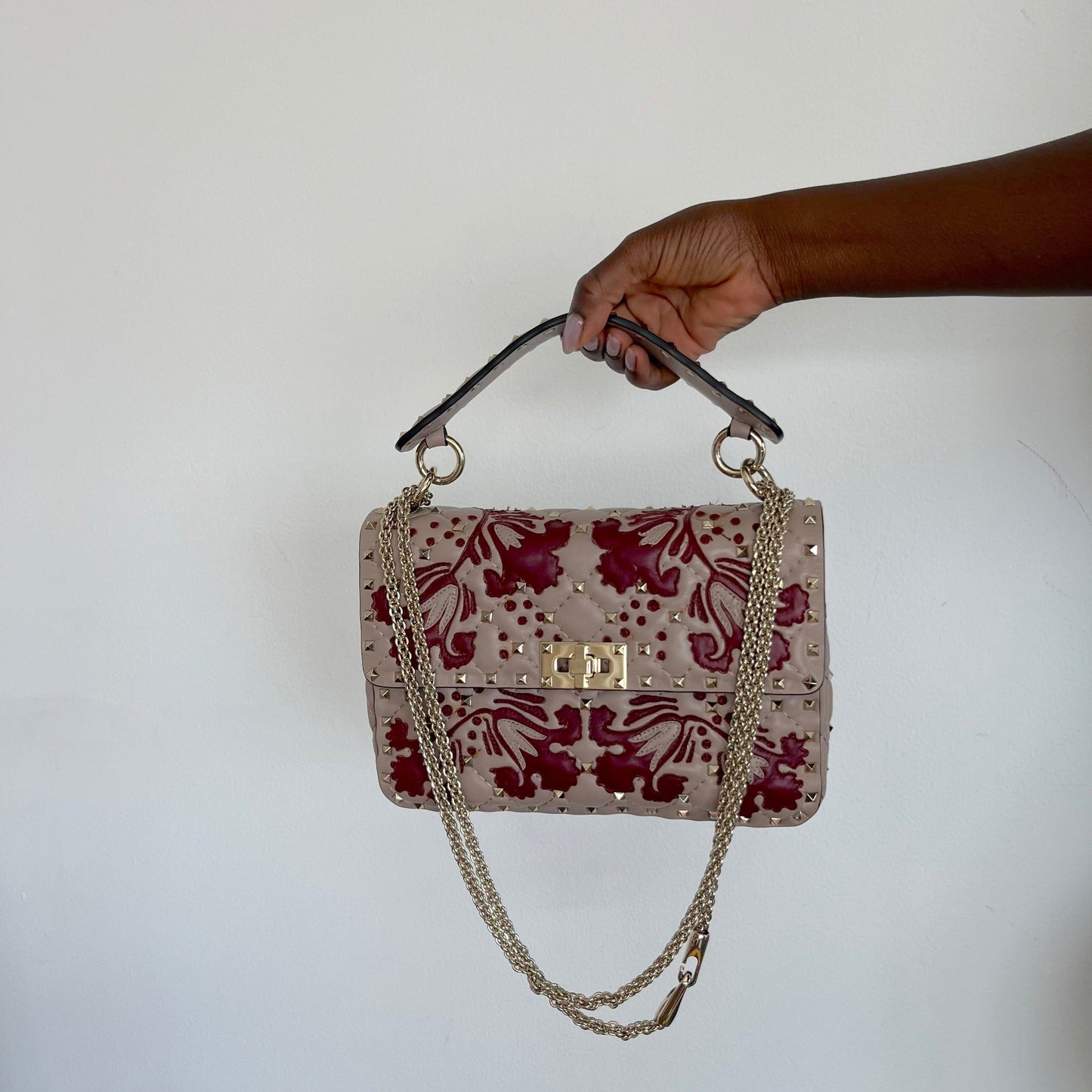 Valentino Beige/Red Flower Intarsia Leather Rockstud  Chain Shoulder Bag