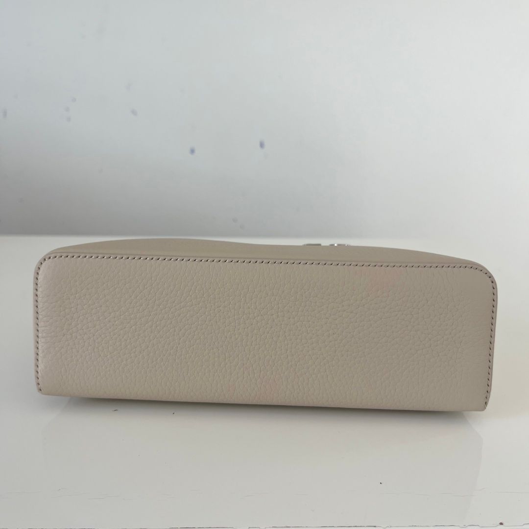 Loro Piana Extra Pocket L19 Light Travertine Bag