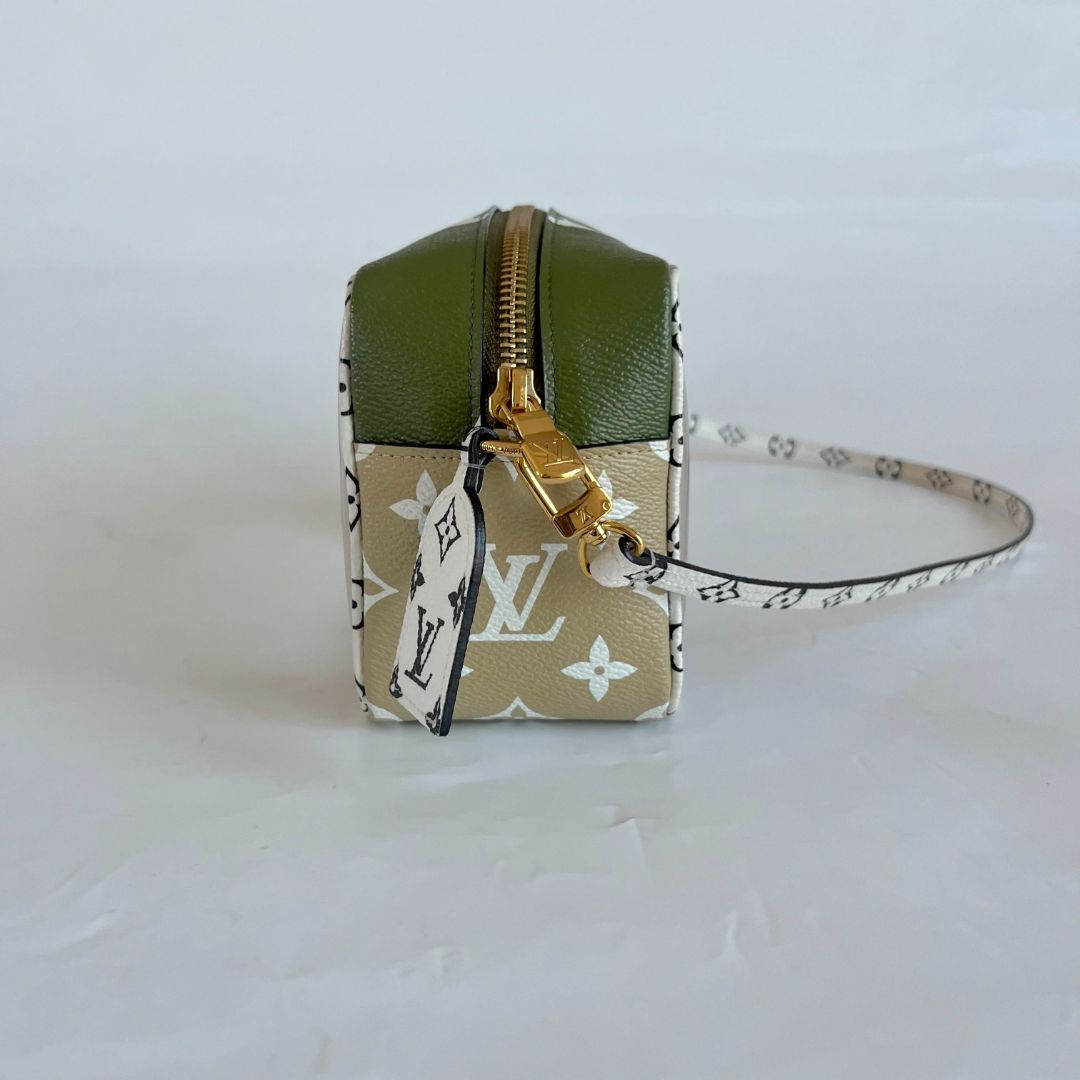 Louis Vuitton Monogram Beach Pouch