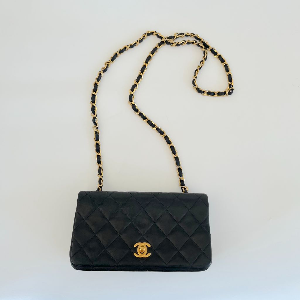 Chanel Mademoiselle black leather quilted shoulder bag