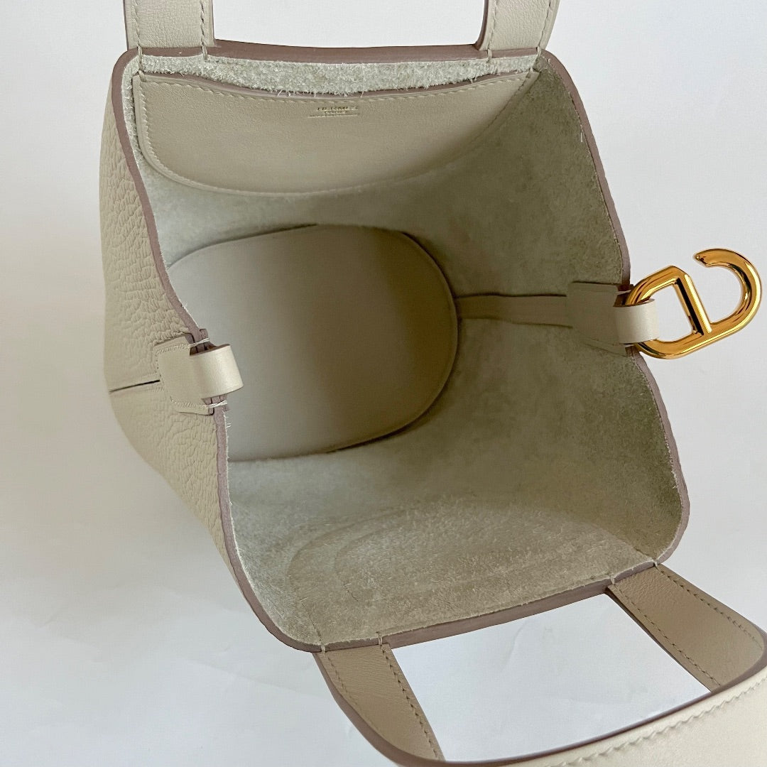 Hermès In The Loop 18 Beton Bag