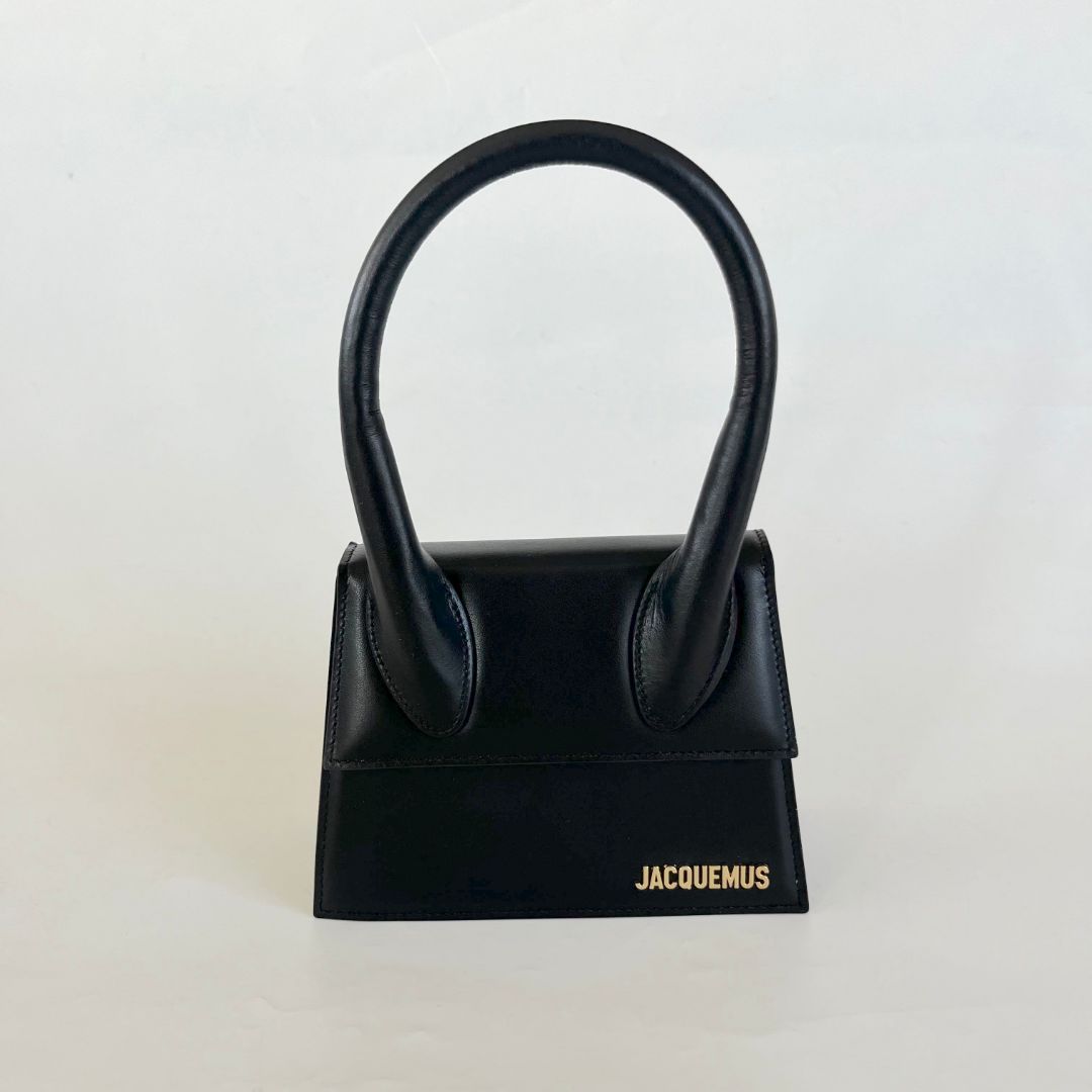 Jacquemus Le Grand Chiquito black leather bag