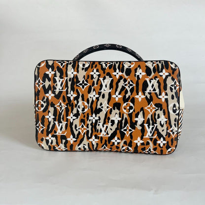 Louis Vuitton Monogram Giant Jungle NéoNoé Ivory bag