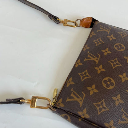 Lous Vuitton brown monogram canvas pochette