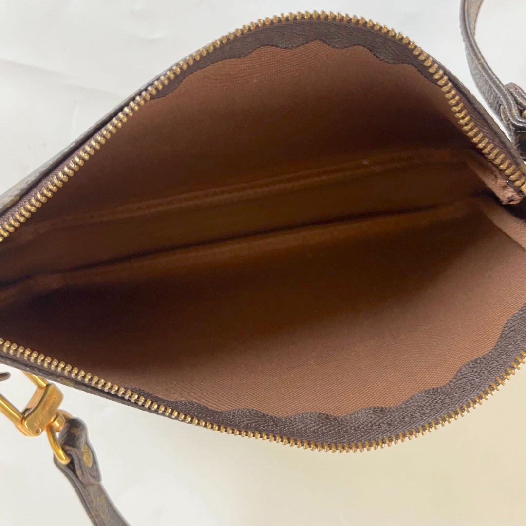 Lous Vuitton brown monogram canvas pochette