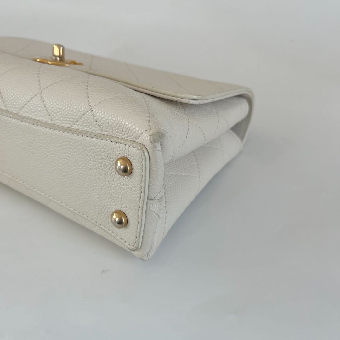 Chanel White Quilted Caviar Leather Medium Chic Affinity Flap Bag