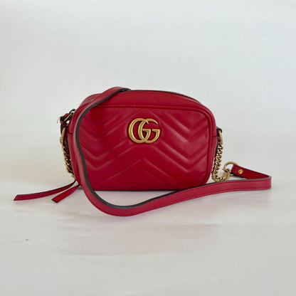 Gucci  GG Marmont Mini crossbody red bag