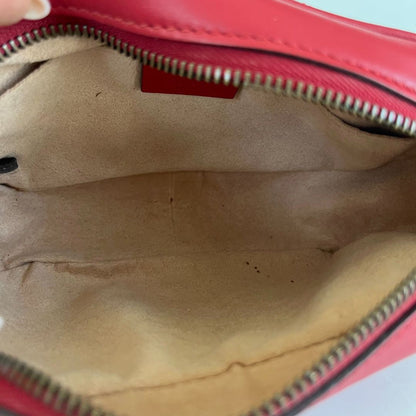 Gucci  GG Marmont Mini crossbody red bag