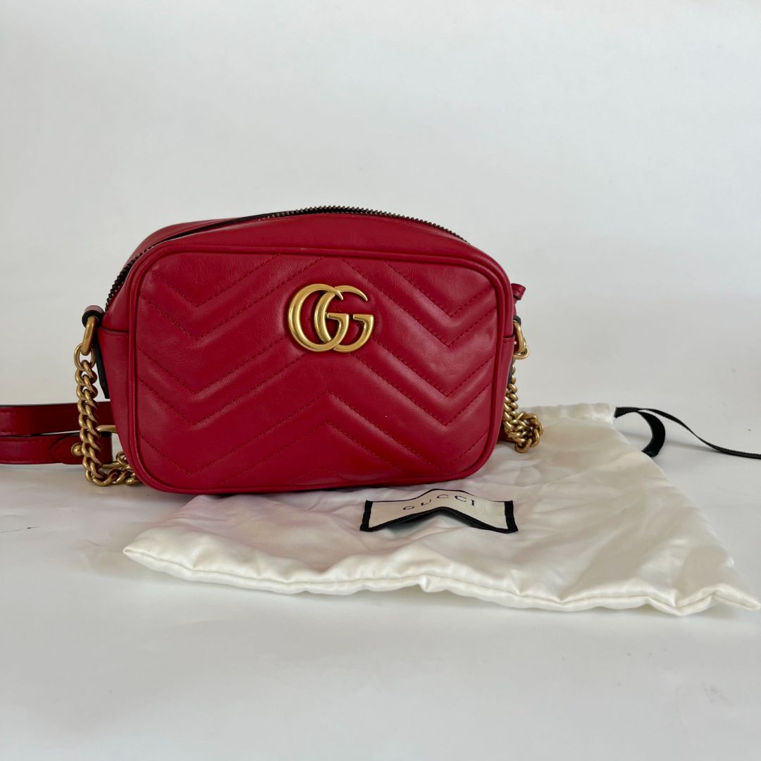 Gucci  GG Marmont Mini crossbody red bag