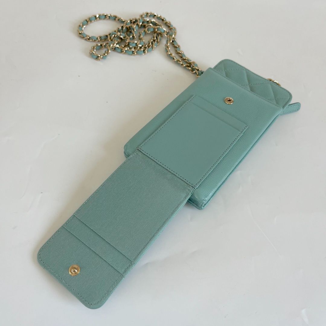 Chanel blue/green caviar leather compact double pouch with chain