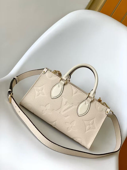 Louis Vuitton M23698 OnTheGo East West