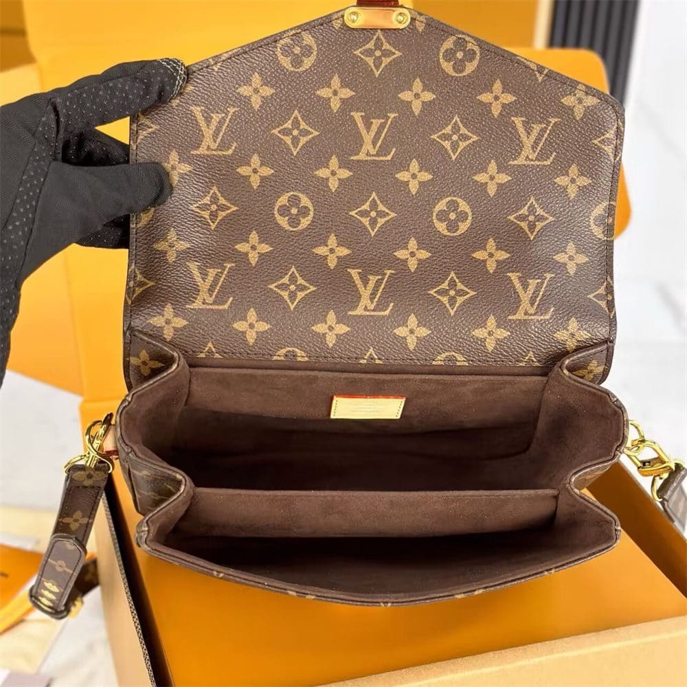 Louis Vuitton M44875 Pochette Métis