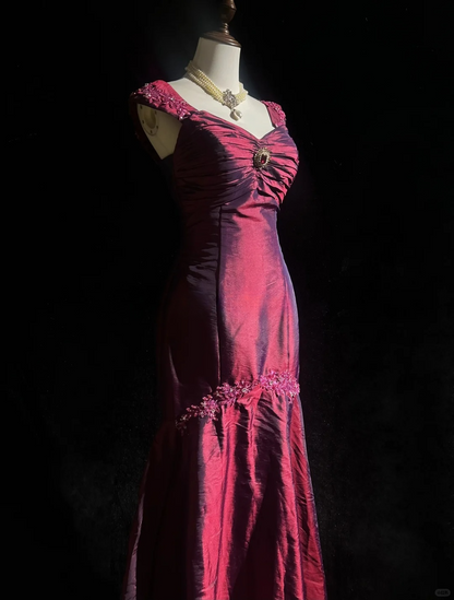 Retro Burgundy Mermaid Straps Appliques Satin Prom Dress Evening Dress SH3330