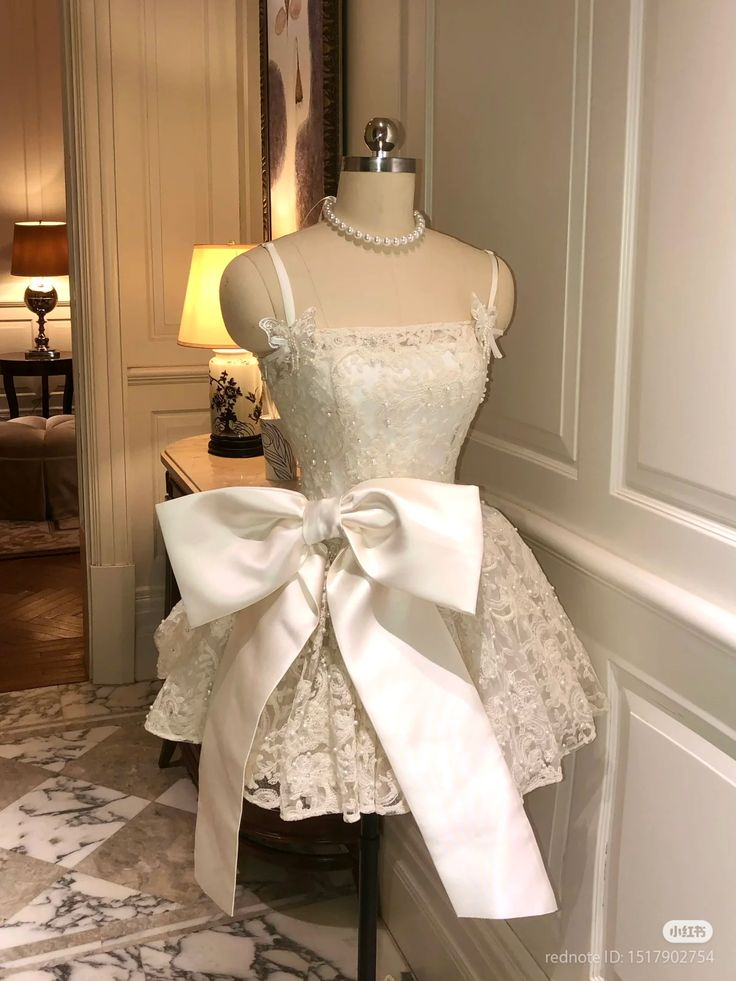 Elegant Ivory Lace Mini Homecoming Dress Princess Prom Dress  S196