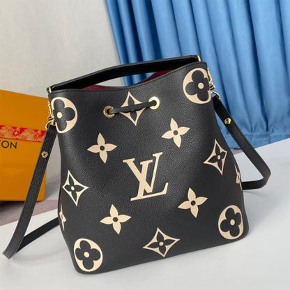 Louis Vuitton NEONOE MM M45497