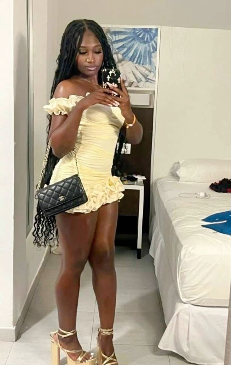 Sweet Yellow Sheath Ruffles Ruched Homecoming Dress Off The Shoulder Short Party Dress S579