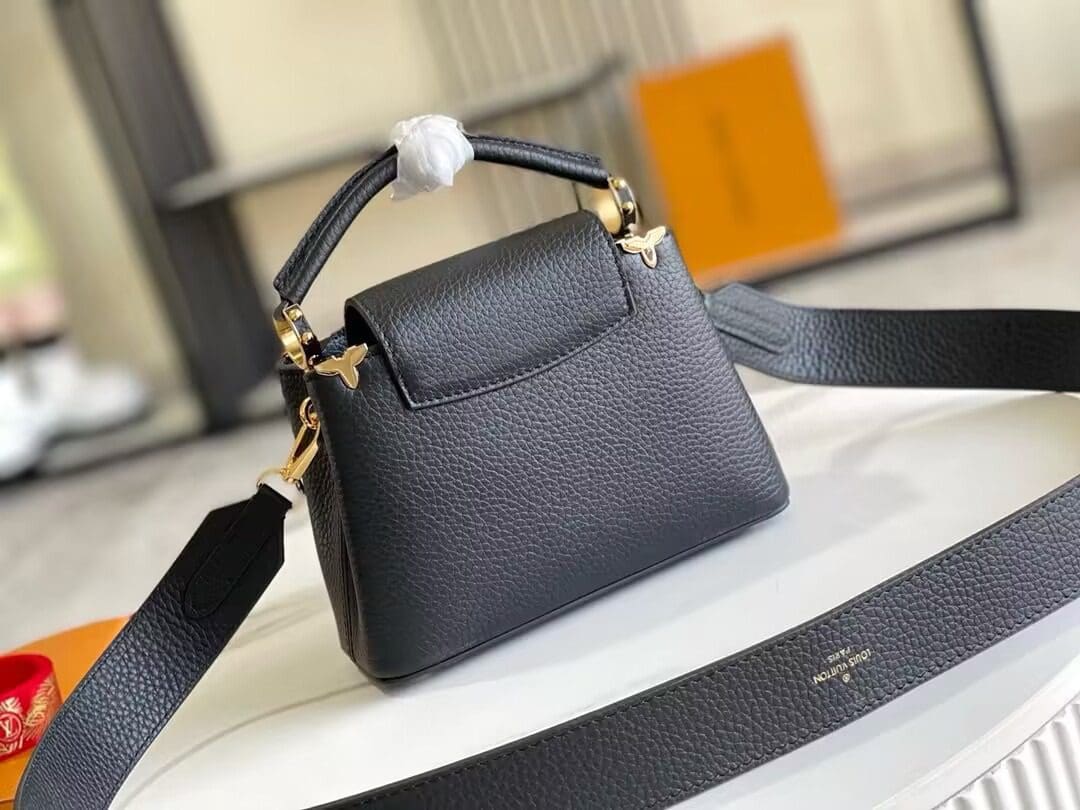Louis Vuitton M56669 Capucines Mini
