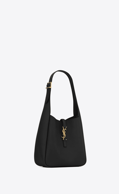 SAINT LAURENT LE 5 À 7 SUPPLE SMALL IN GRAINED LEATHER